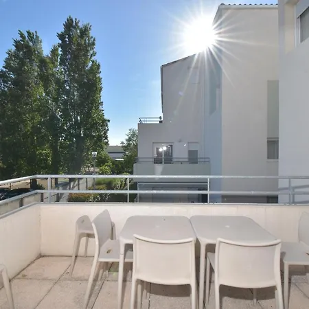 T2 Cap Camargue Avec Piscine *